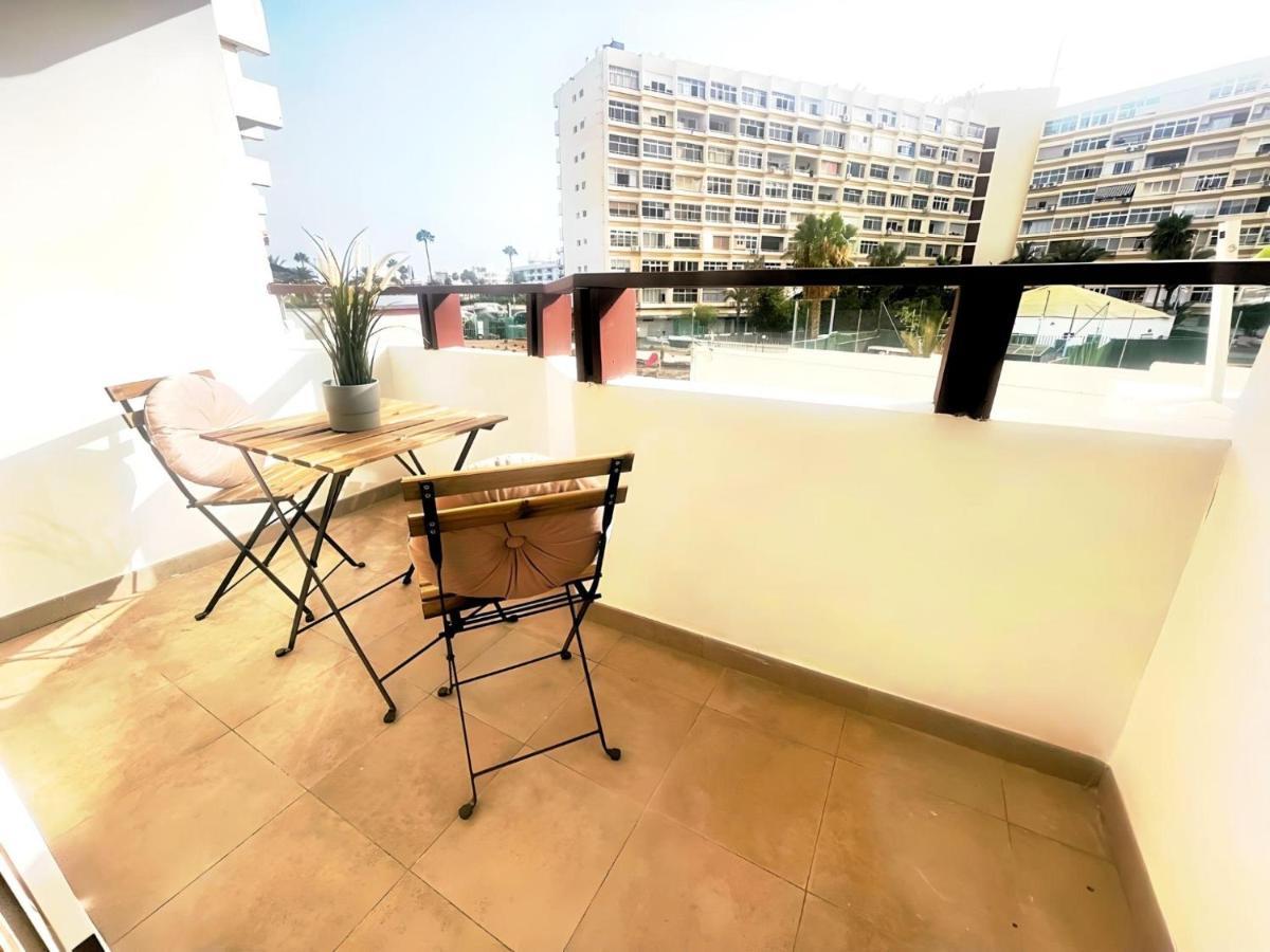 Holiday Vibes In Playa Del Ingles Exterior foto